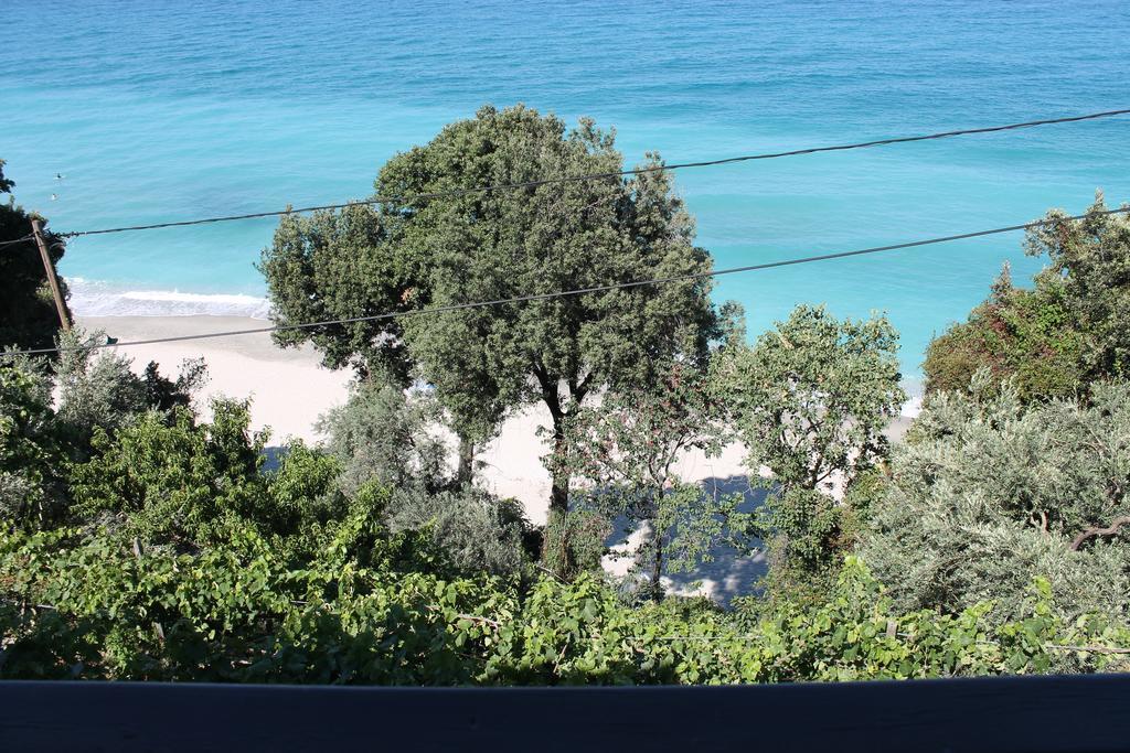 To Mpalkoni Hotel Horeftó Szoba fotó