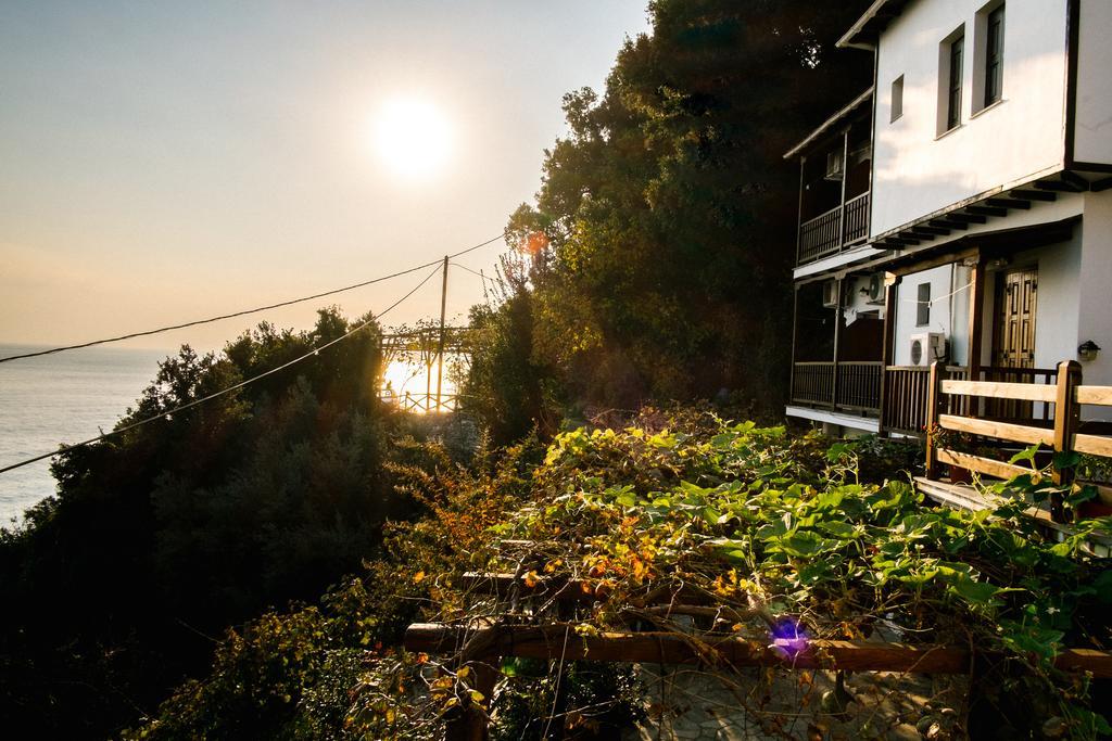 To Mpalkoni Hotel Horeftó Kültér fotó