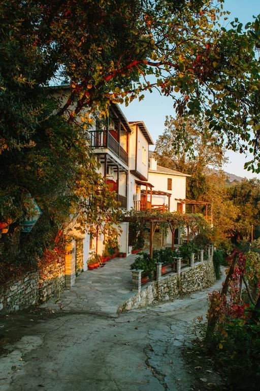 To Mpalkoni Hotel Horeftó Kültér fotó
